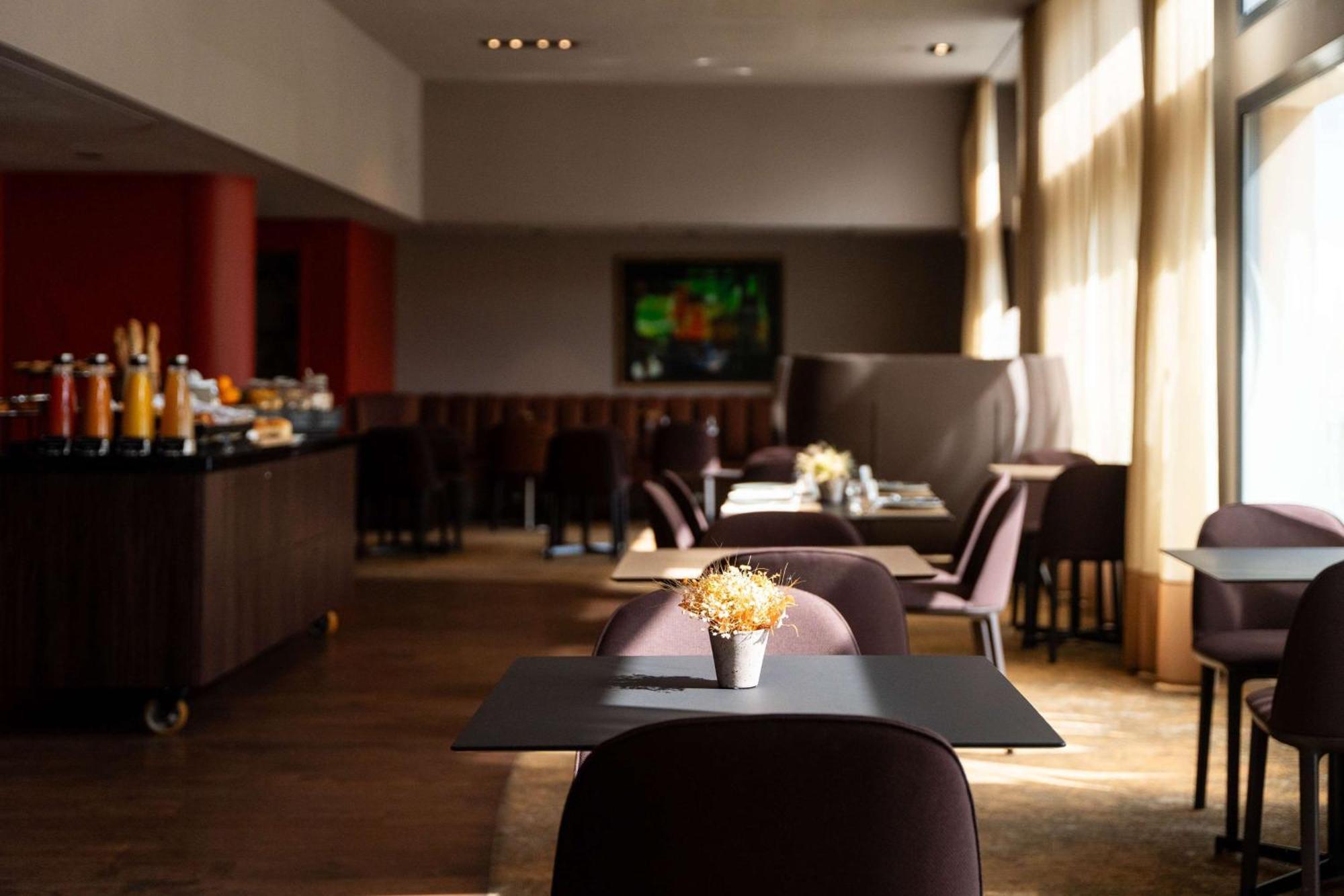 Le Masq Hotel Best Western Premier La Rochelle  Bagian luar foto